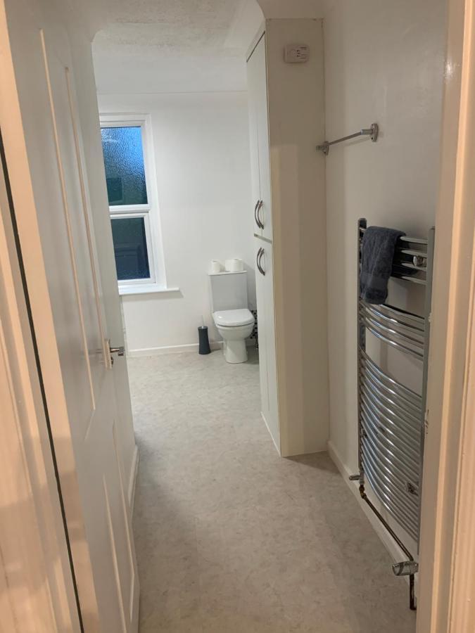 Fantastic Villa Bournemouth - Spa, Parking, Garden 外观 照片